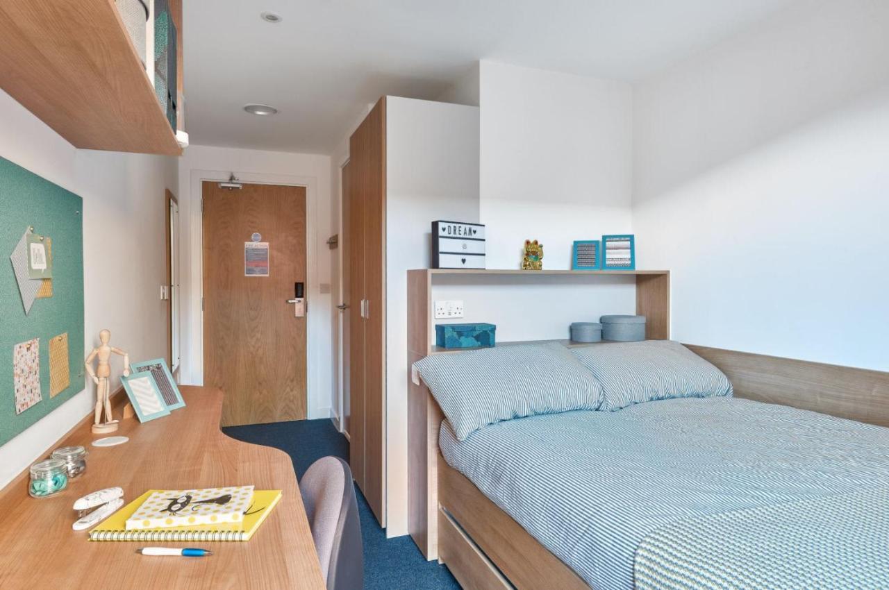 Ensuite Bedrooms With Shared Kitchen At The Elements Located In Sheffield For Students Only ภายนอก รูปภาพ